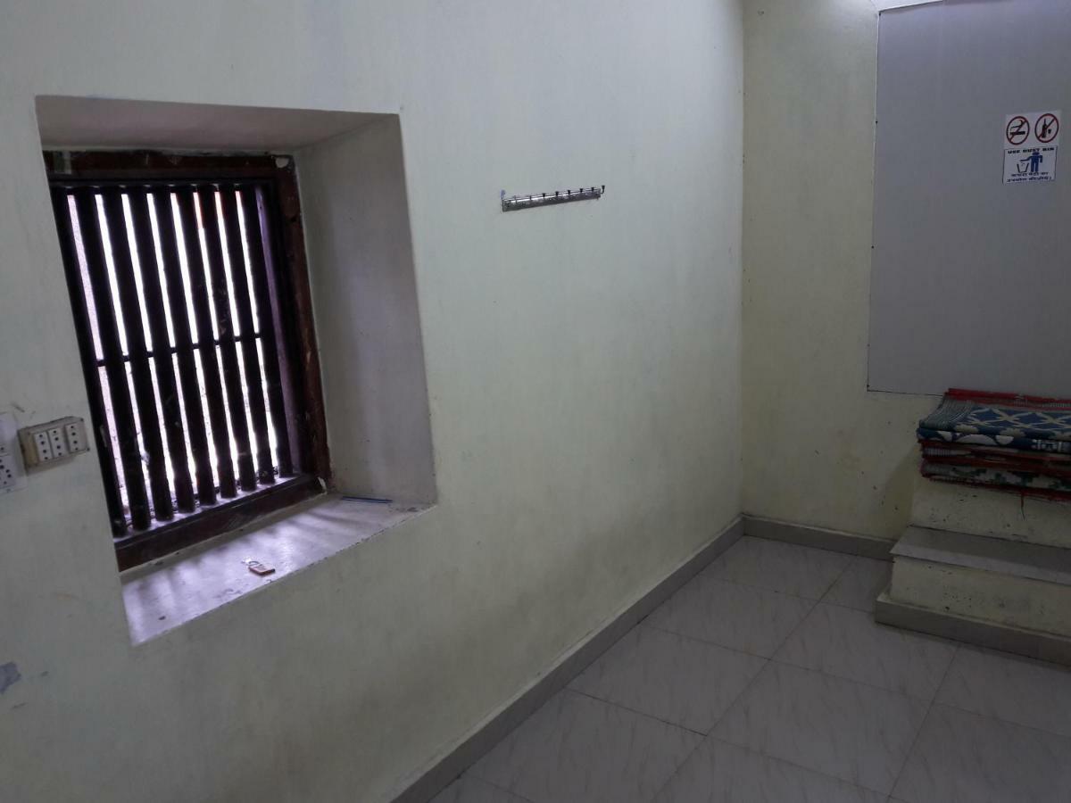 Devasthanam Lodge Thiruvananthapuram Exterior foto